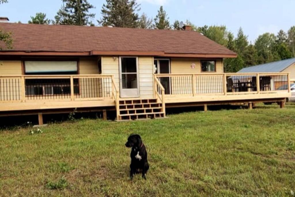 הוילה South Baymouth Michaels Bay Getaway On Manitoulin Island מראה חיצוני תמונה