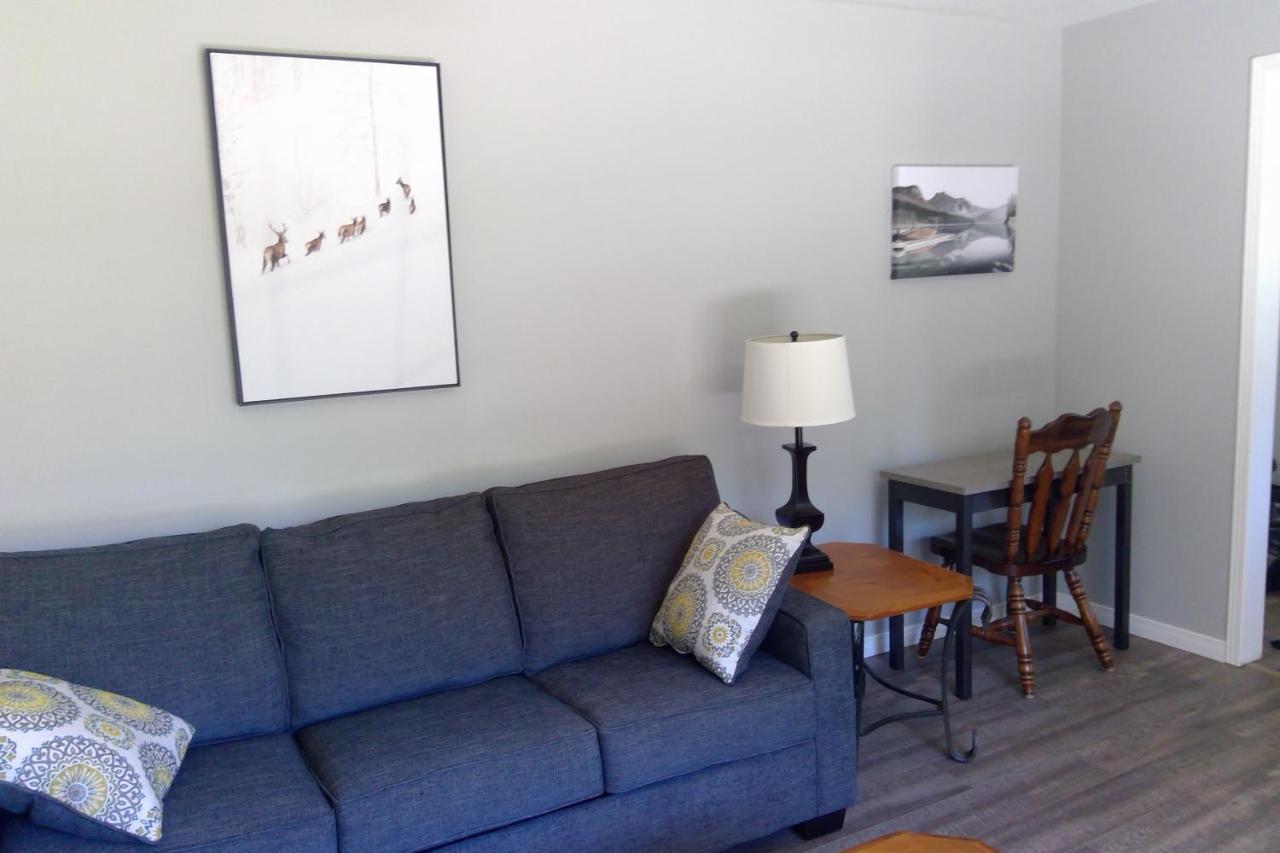 הוילה South Baymouth Michaels Bay Getaway On Manitoulin Island מראה חיצוני תמונה